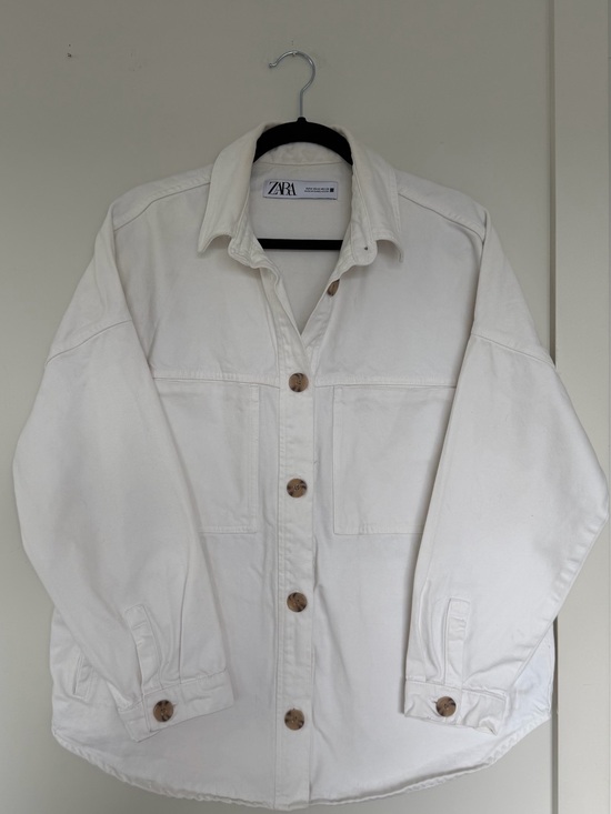 Zara Jackets & Blazers - Zara Off-White Button-Front Oversized Shacket